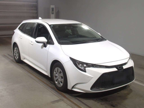 2019 Toyota Corolla Touring Wagon ZRE212W[2]