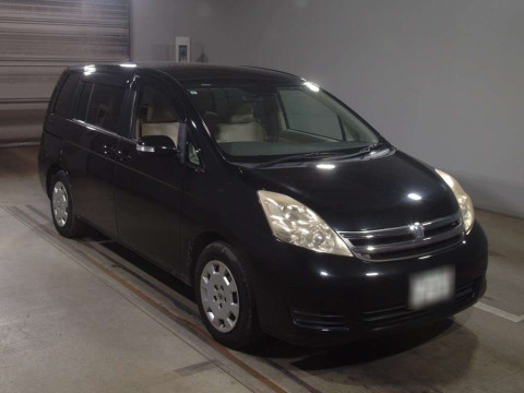 2009 Toyota Isis ZNM10G[2]