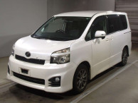 2010 Toyota Voxy