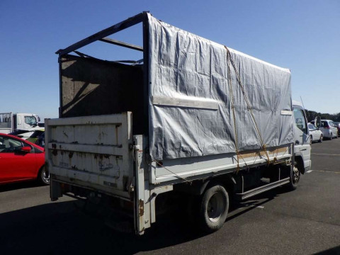 2004 Mitsubishi Fuso Canter FE82DE[1]