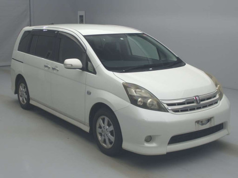 2010 Toyota Isis ZGM10W[2]