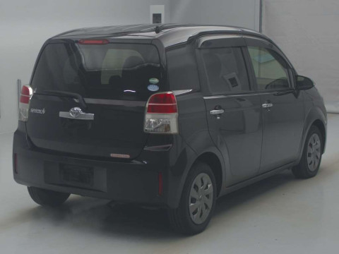 2015 Toyota Spade NCP141[1]