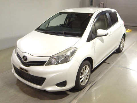 2012 Toyota Vitz NSP130[0]