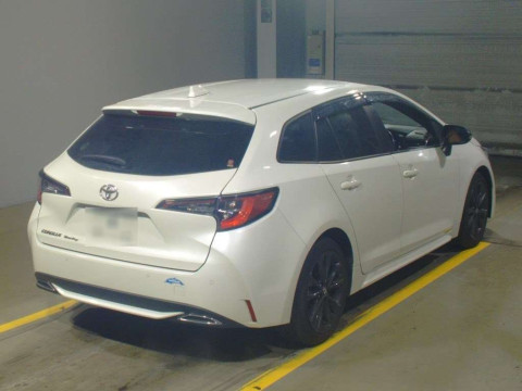 2020 Toyota Corolla Touring Wagon ZRE212W[1]