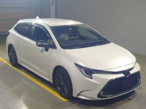 2020 Toyota Corolla Touring Wagon ZRE212W[2]