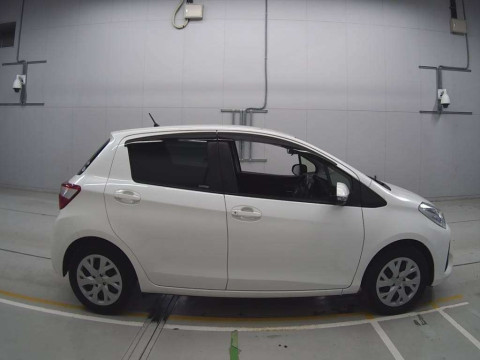 2018 Toyota Vitz NSP130[1]