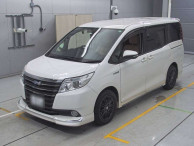 2014 Toyota Noah