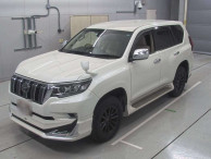 2020 Toyota Land Cruiser Prado