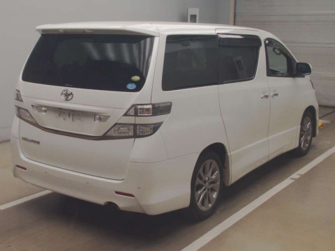 2010 Toyota Vellfire ANH20W[1]