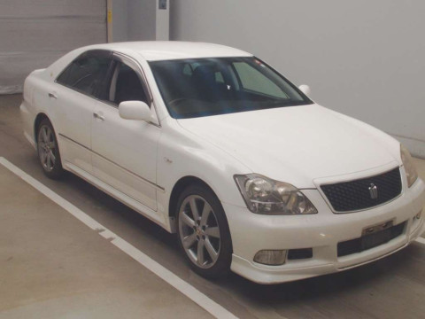 2006 Toyota Crown GRS180[1]