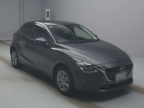 2016 Mazda Demio DJ3FS[2]