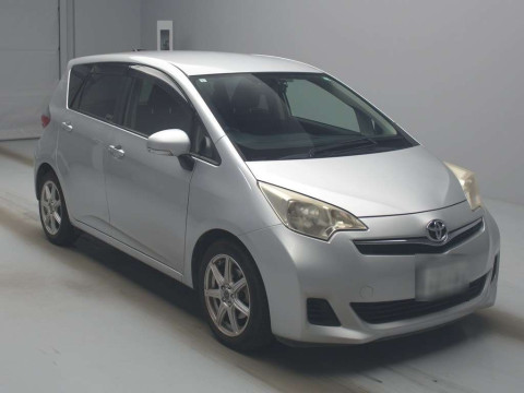 2011 Toyota Ractis NCP120[1]