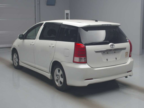 2006 Toyota Wish ZNE10G[2]