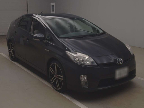 2011 Toyota Prius ZVW30[1]