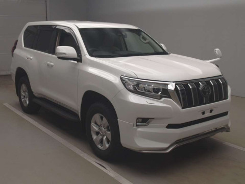 2017 Toyota Land Cruiser Prado GDJ150W[1]