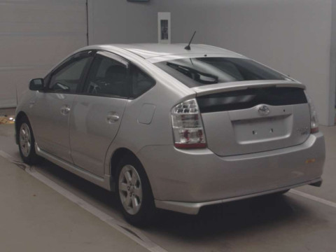 2007 Toyota Prius NHW20[2]