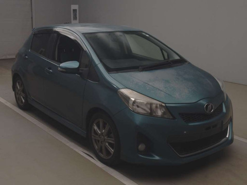 2012 Toyota Vitz NCP131[1]