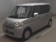 2009 Daihatsu Tanto