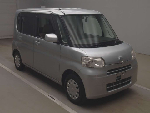 2009 Daihatsu Tanto L375S[1]