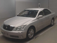 2004 Toyota Crown