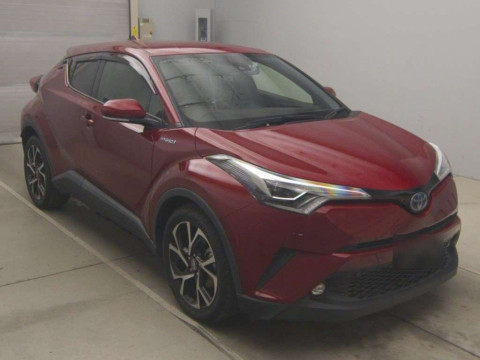 2019 Toyota C-HR ZYX10[1]