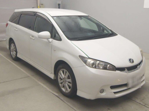 2010 Toyota Wish ZGE20W[1]