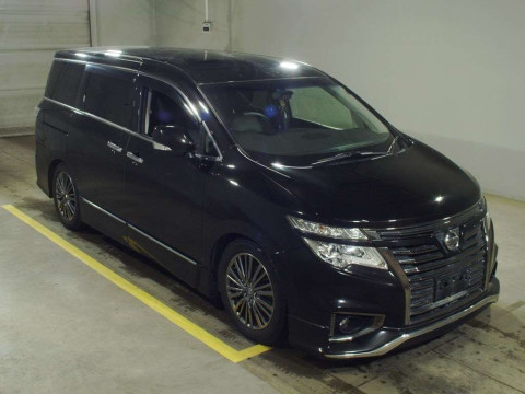 2018 Nissan Elgrand TNE52[2]