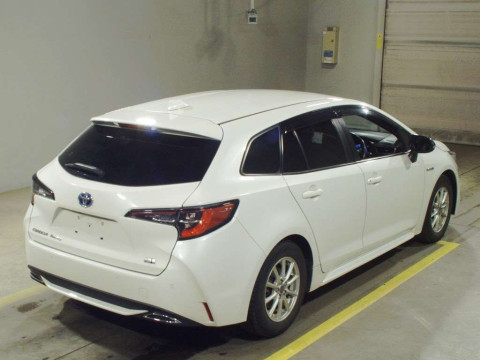 2020 Toyota Corolla Touring Wagon ZWE214W[1]