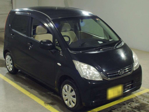 2010 Daihatsu Move L185S[2]