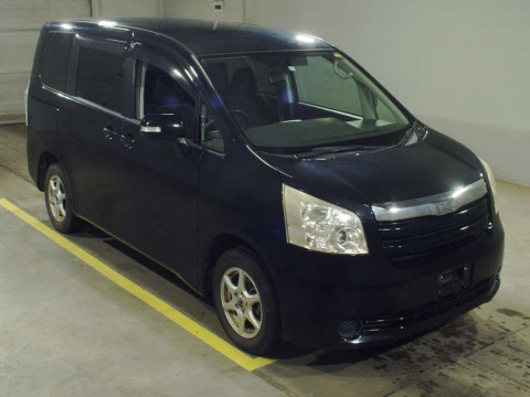 2008 Toyota Noah ZRR75G[2]