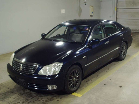 2004 Toyota Crown GRS183[0]