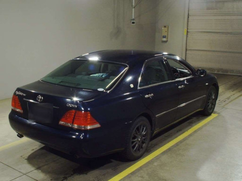 2004 Toyota Crown GRS183[1]