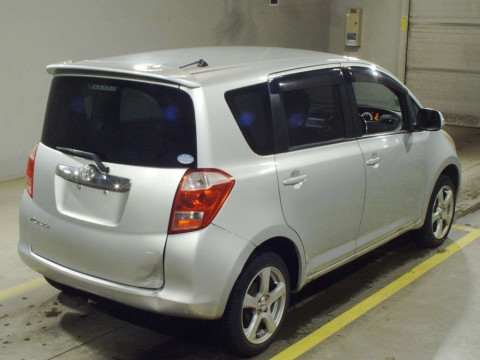 2006 Toyota Ractis NCP105[1]