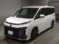 2022 Toyota Voxy