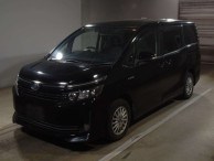 2014 Toyota Voxy