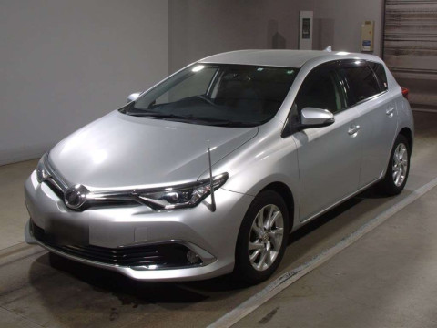 2016 Toyota Auris NZE181H[0]