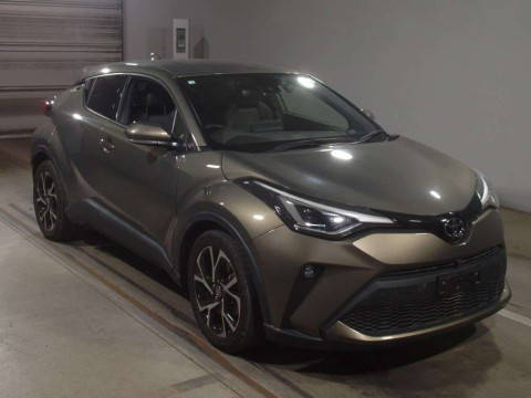 2020 Toyota C-HR NGX10[2]