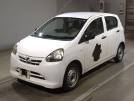 2011 Daihatsu Mira es