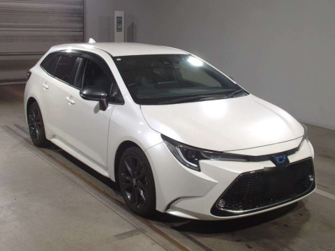 2021 Toyota Corolla Touring Wagon ZWE214W[2]