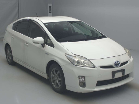 2009 Toyota Prius ZVW30[2]