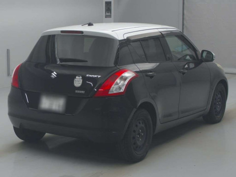 2015 Suzuki Swift ZC72S[1]