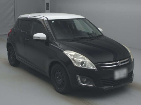 2015 Suzuki Swift ZC72S[2]