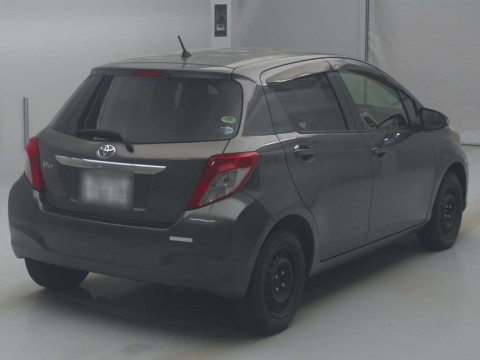 2012 Toyota Vitz NSP130[1]