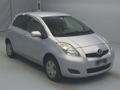 2008 Toyota Vitz NCP95[2]