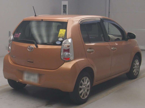 2012 Toyota Passo KGC30[1]