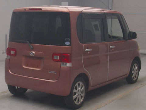 2010 Daihatsu Tanto L375S[1]