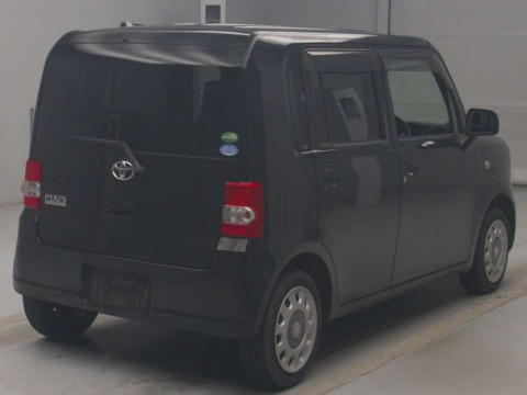 2015 Toyota Pixis Space L575A[1]