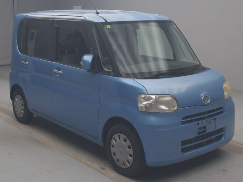 2010 Daihatsu Tanto L375S[2]