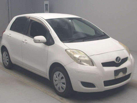 2009 Toyota Vitz KSP90[2]