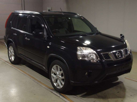 2013 Nissan X-Trail NT31[2]